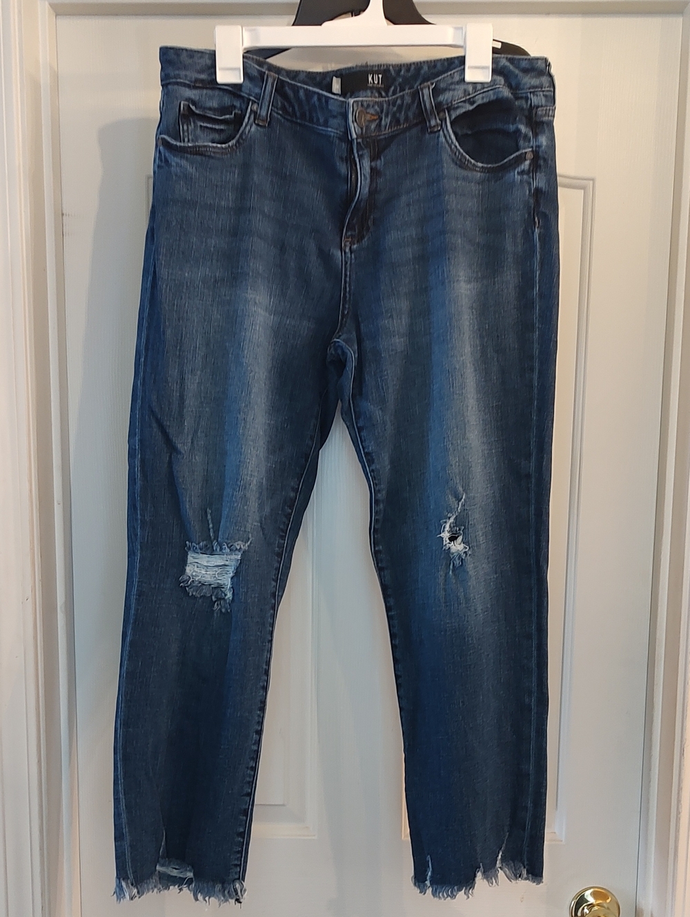 Kut from the Kloth Medium Blue Distressed Straight leg Jeans